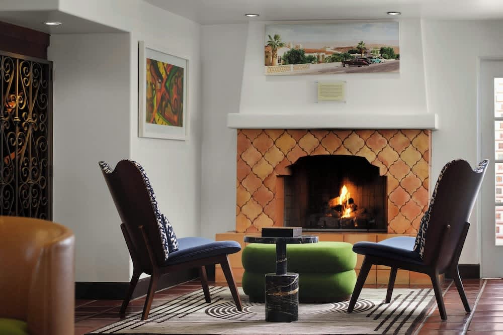 Triada Palm Springs, Autograph Collection 2