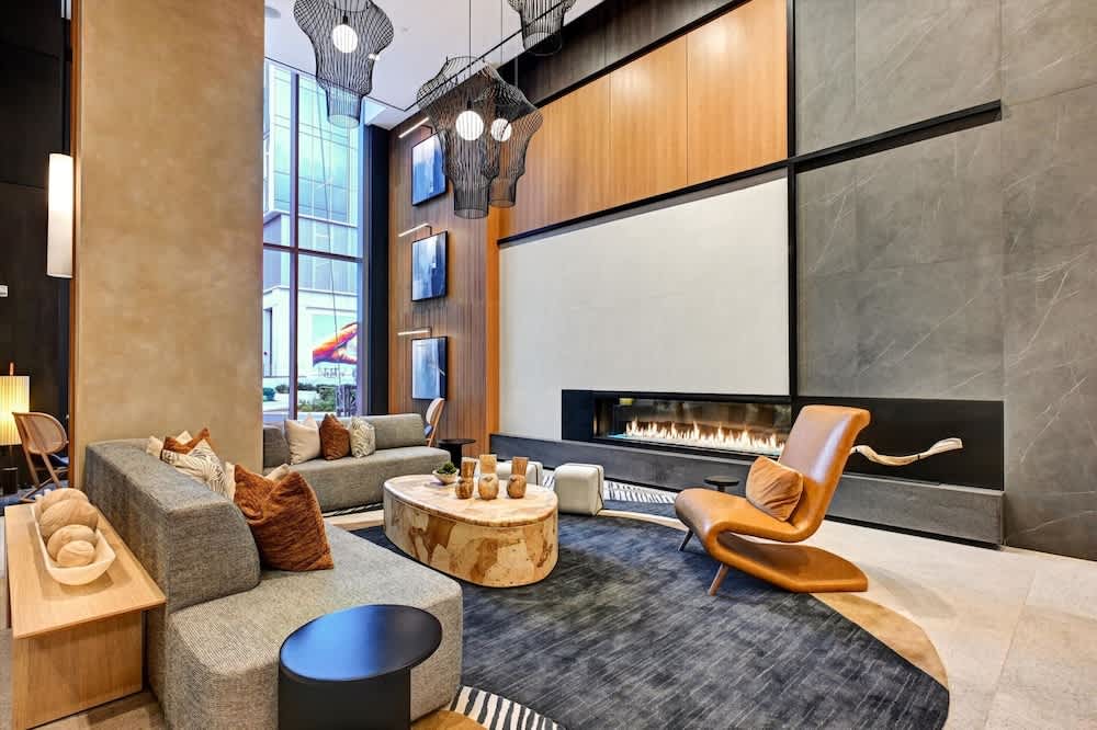 Global Luxury Suites at Town Center 1