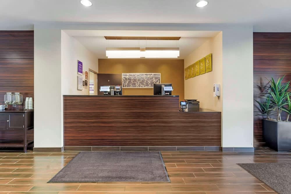 Sleep Inn & Suites Cumberland 2