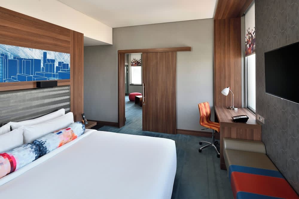 Aloft Riyadh Hotel 1