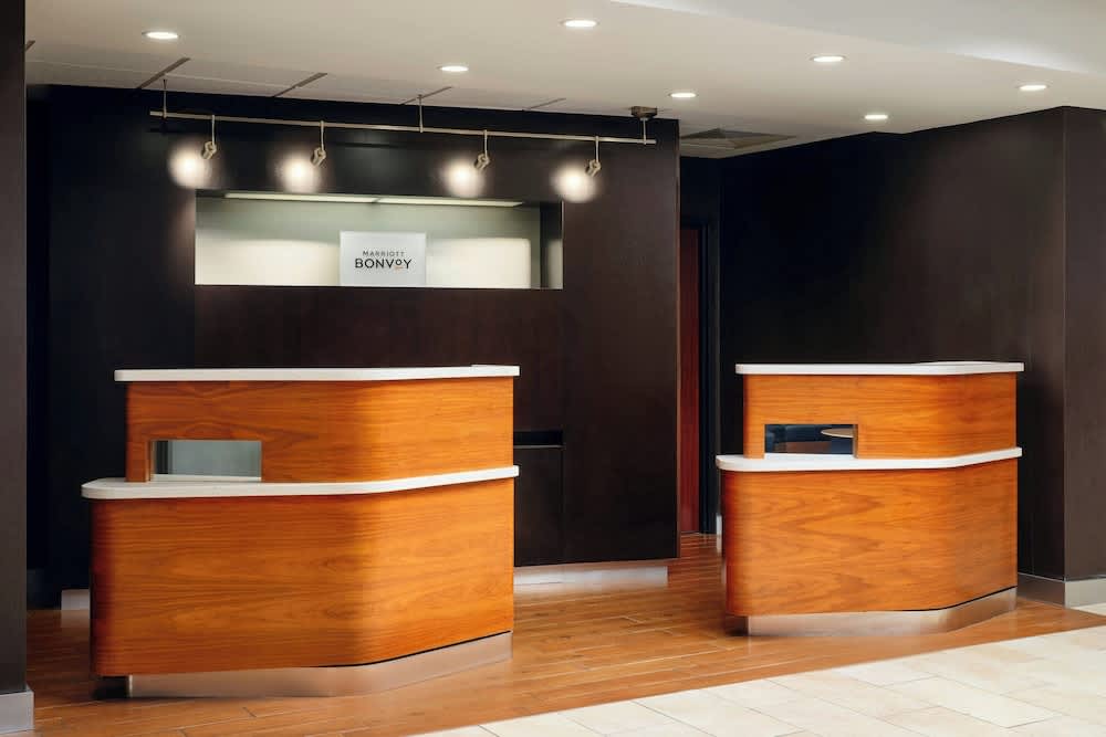 Courtyard Baton Rouge South 3