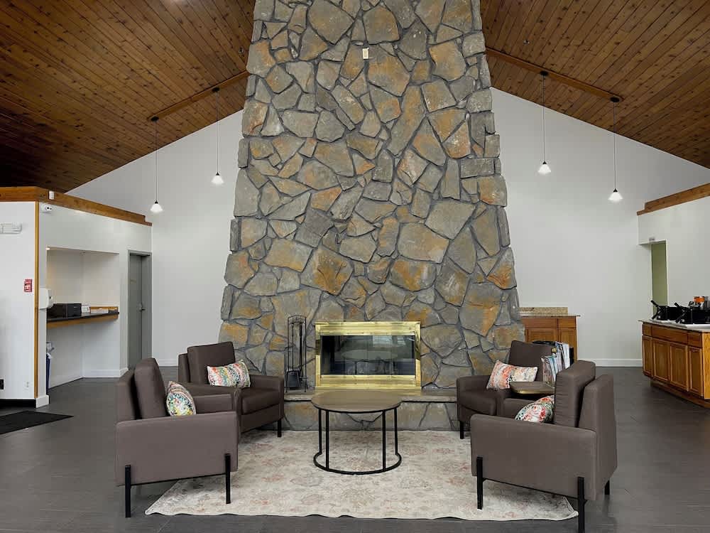 Comfort Inn & Suites Syracuse-Carrier Circle 3