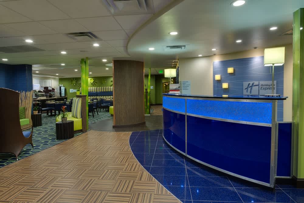 Holiday Inn Express Suites Plant City by IHG 2