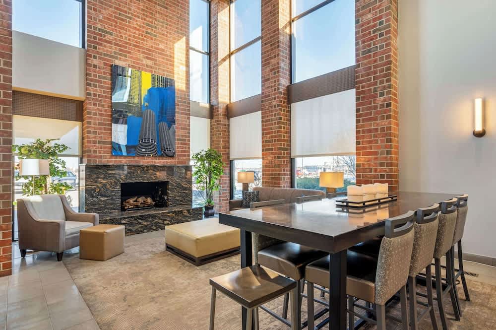 Best Western Chicago - Downers Grove 1