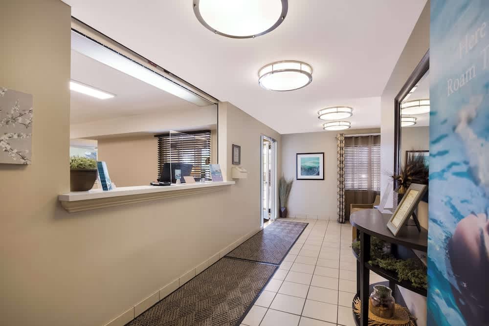 Sonesta Simply Suites Denver West Federal Center 2