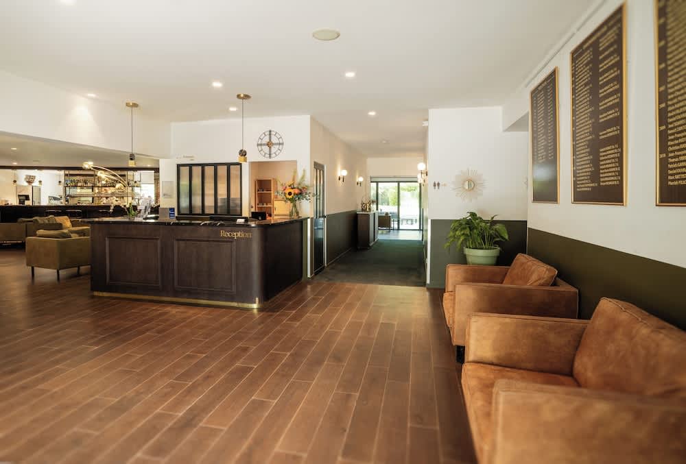 Domaine de Charmeil 3