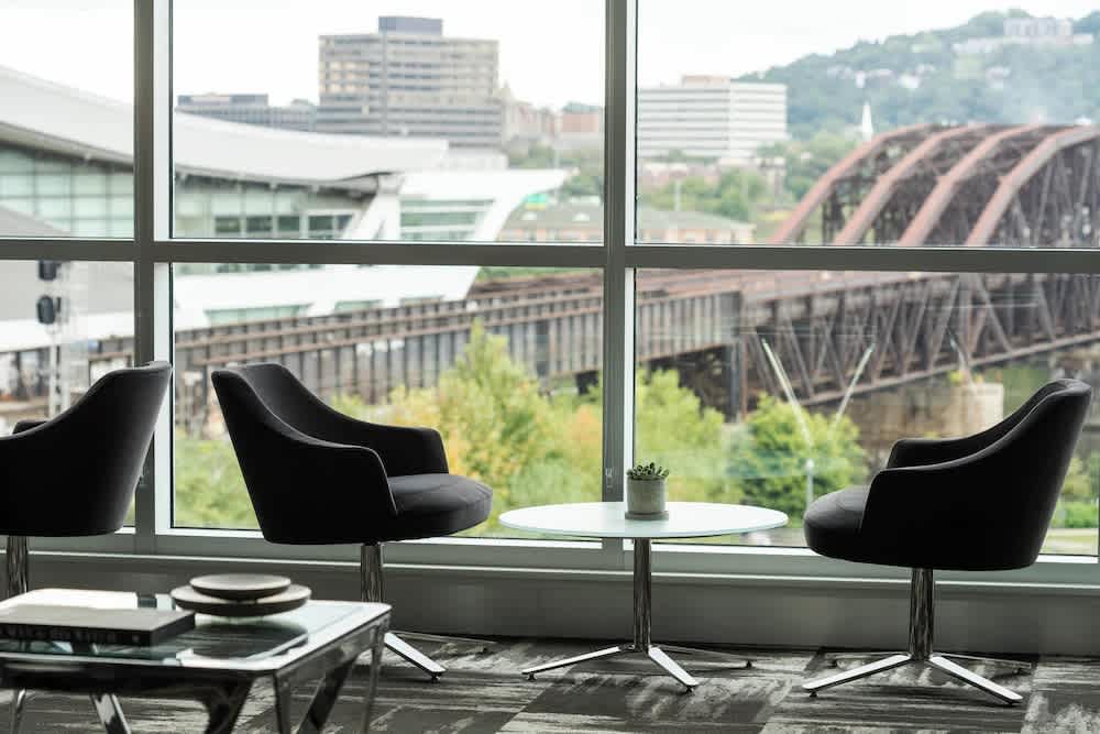 AC Hotel by Marriott Pittsburgh Downtown 2
