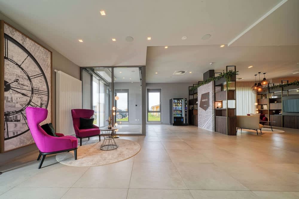 FourSide Hotel Ringsheim, Trademark Collection by Wyndham 5