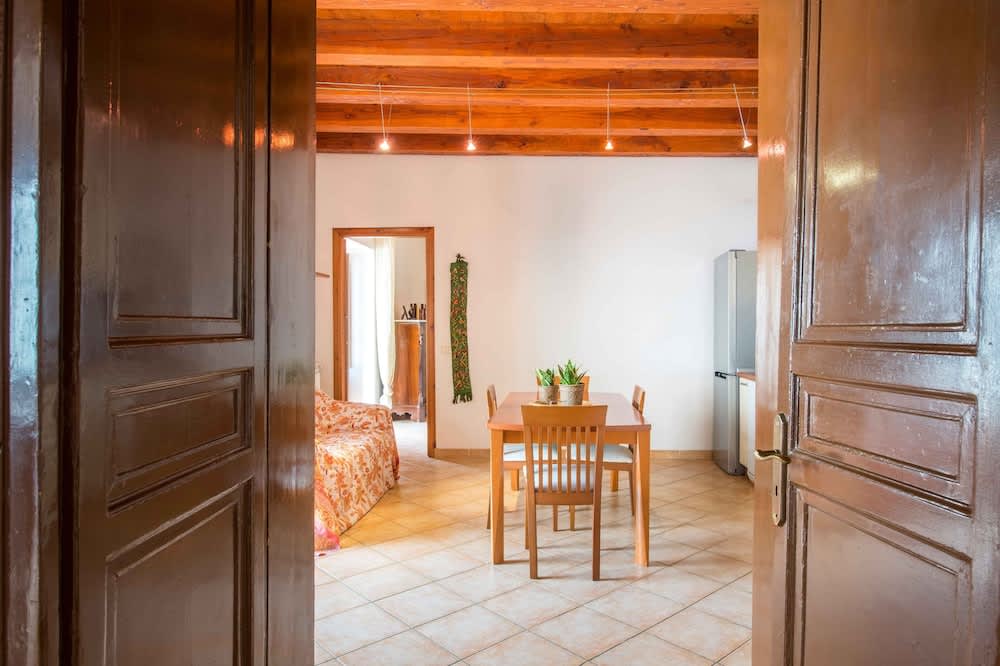 Nice apartment in Palazzo Vatticani 2