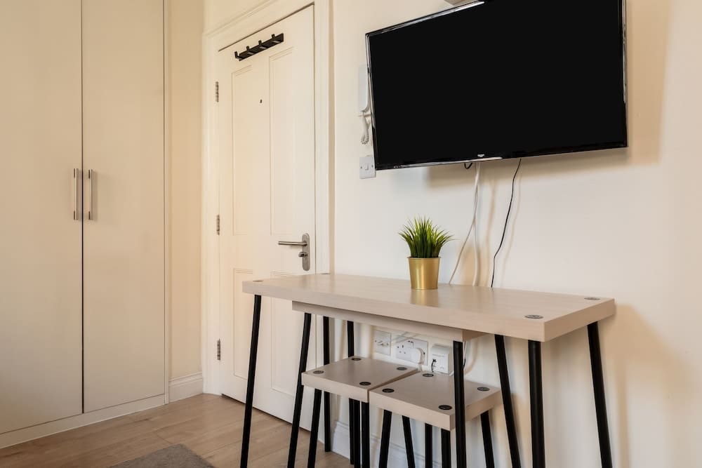 Gloucester Place Studios 2
