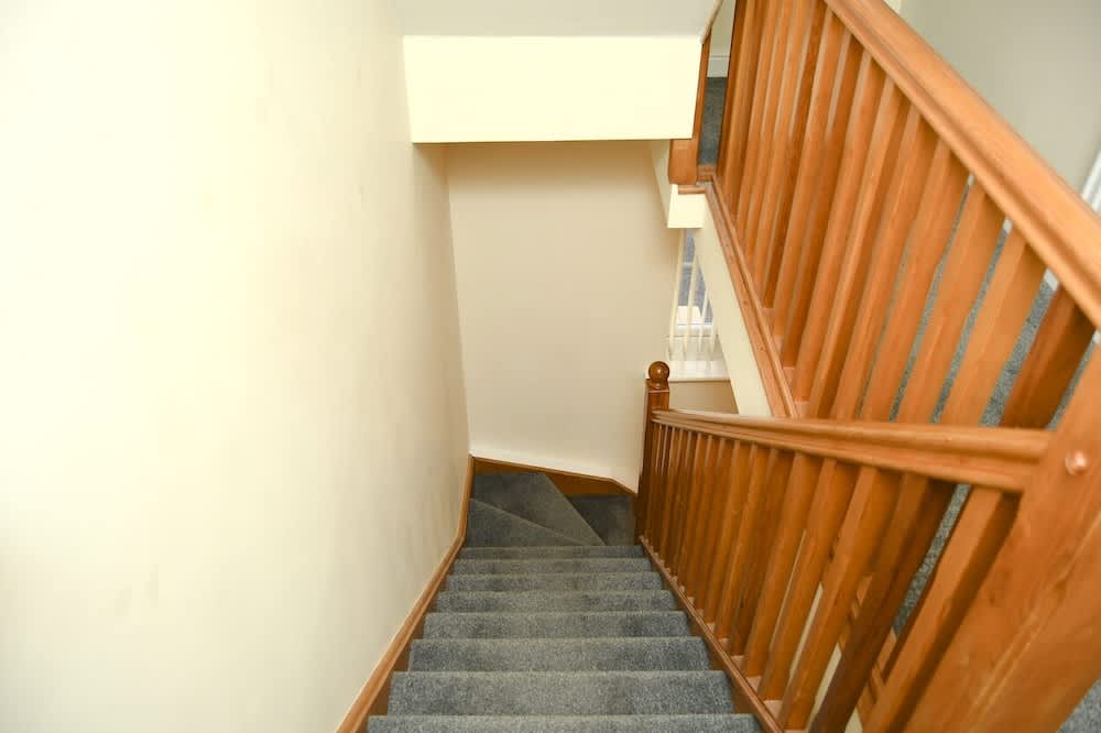 Warrington Suites by Relax Stays 2