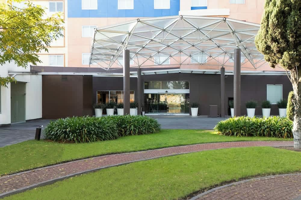 Courtyard Toluca Tollocan 2