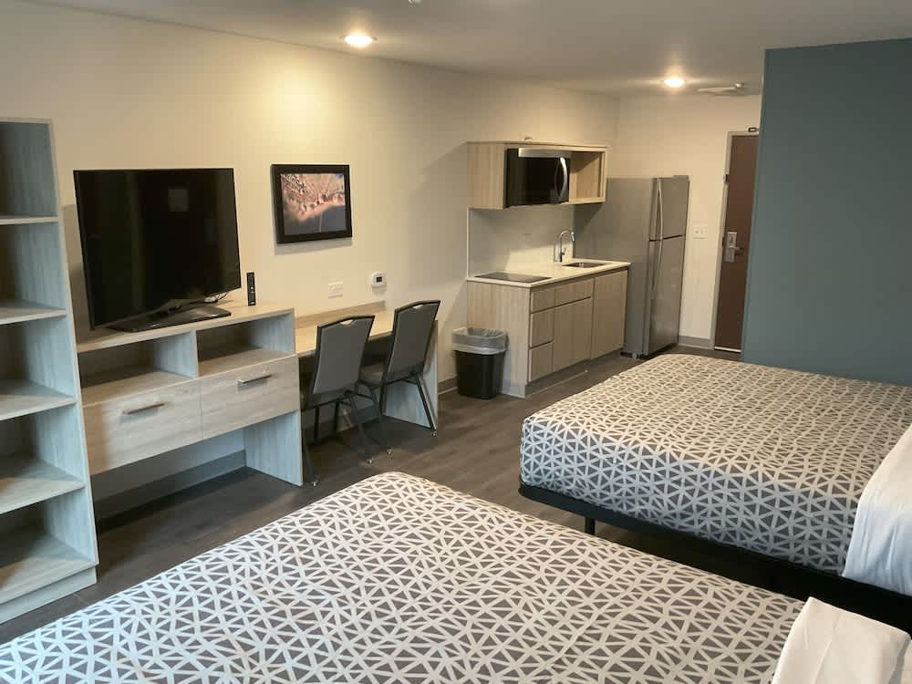 WoodSpring Suites Charlotte Airport 1