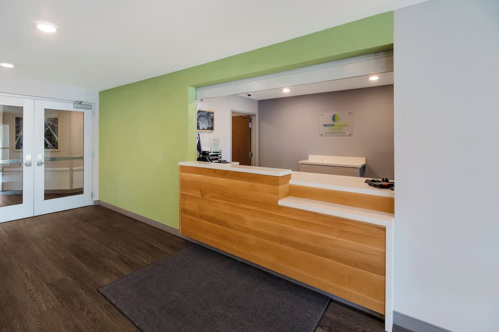 WoodSpring Suites Charlotte Airport 2