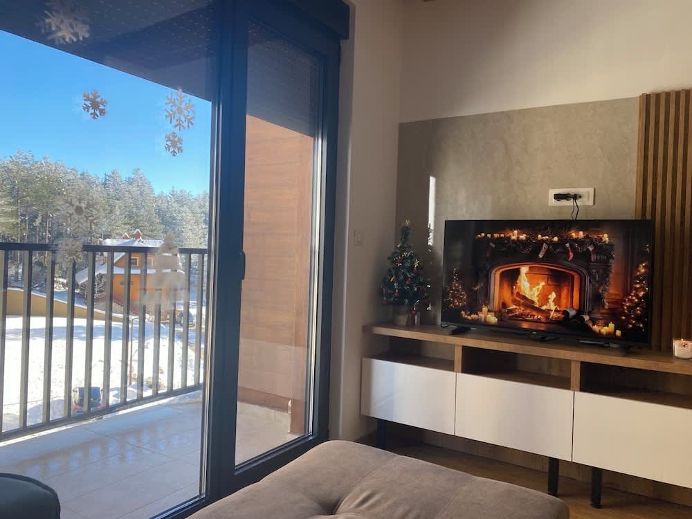New, complete equipped apartment with Spa, indoor pool and parking place 1