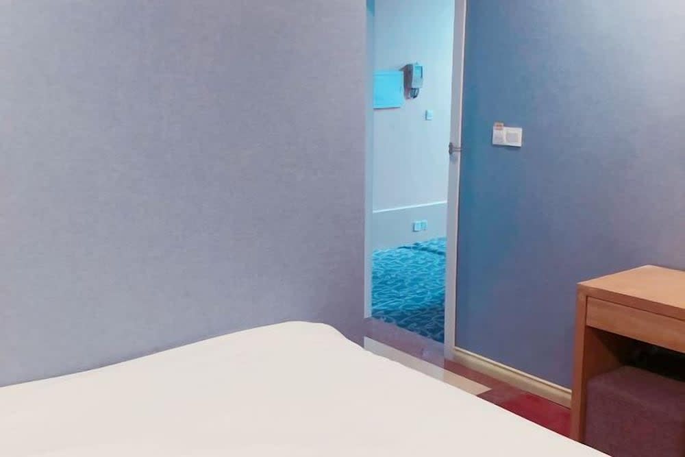 Super 8 Hotel (Shanghai Wujiaochang) 2