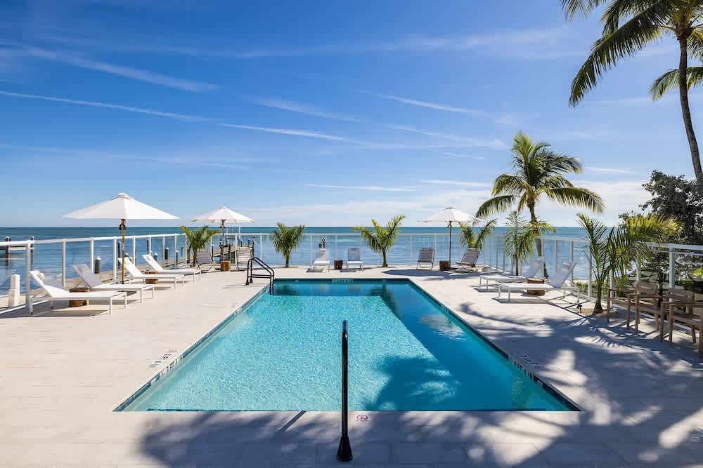Pines & Palms Resort 1