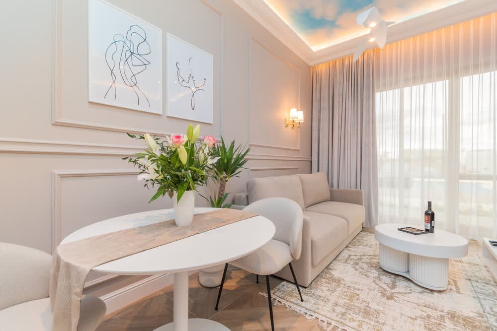 Sky Apartment by Grand Apartments 1