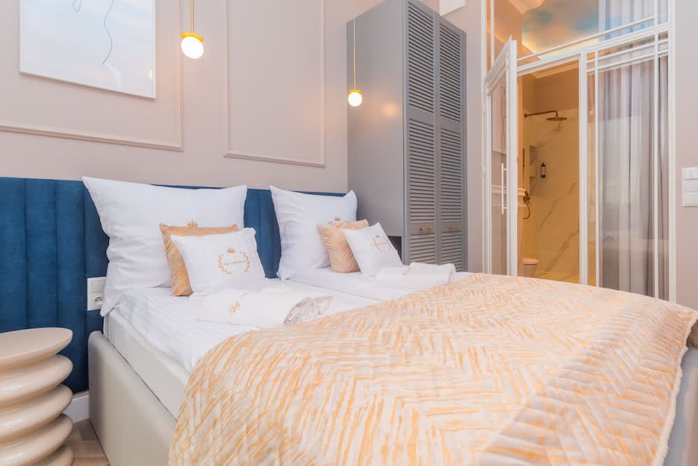 Sky Apartment by Grand Apartments 2
