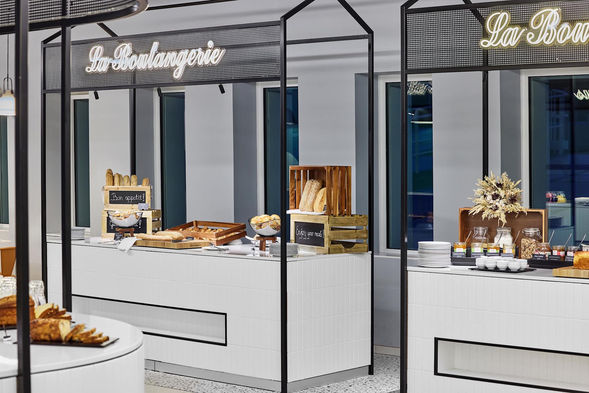 H4 Hotel Wyndham Paris Pleyel Resort 1