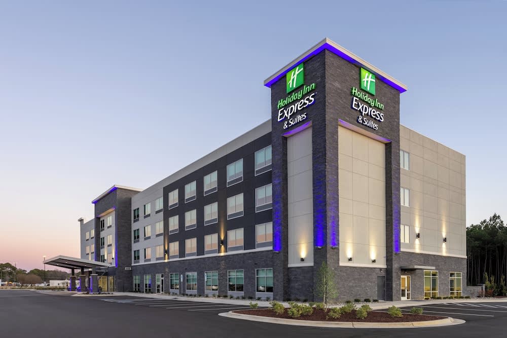 Holiday Inn Express & Suites BENSON by IHG 1