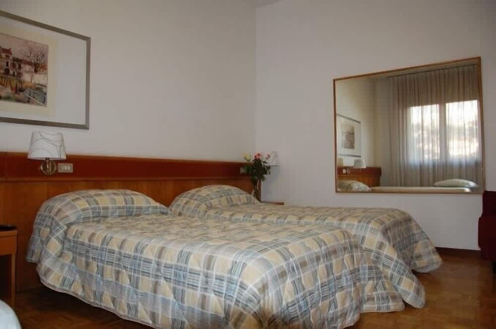 Albergo Ristorante Del Ponte 5