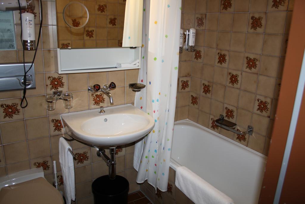 Hotel Sonne St. Moritz 3* Superior 1