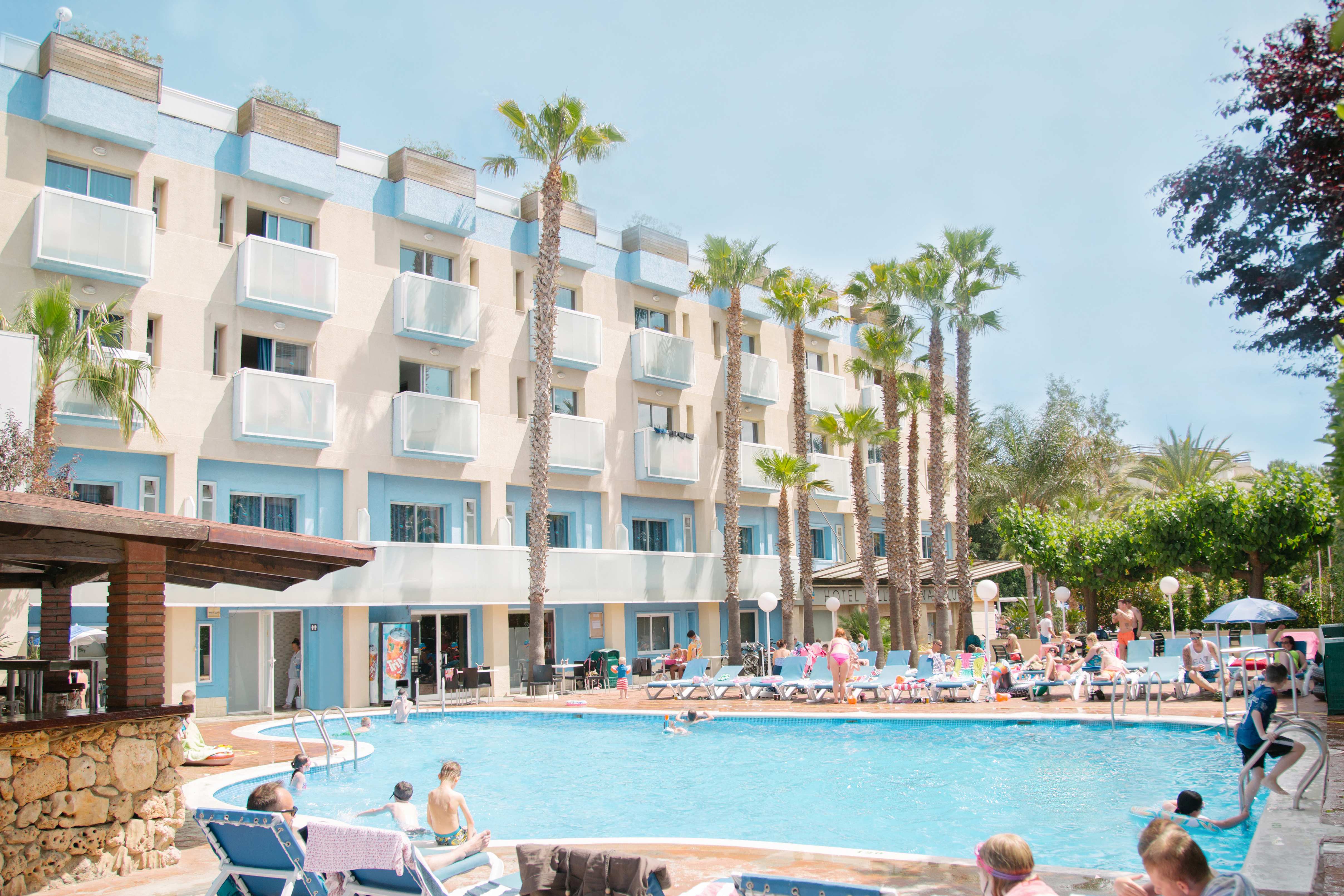 Villamarina Club (Hotel) 1
