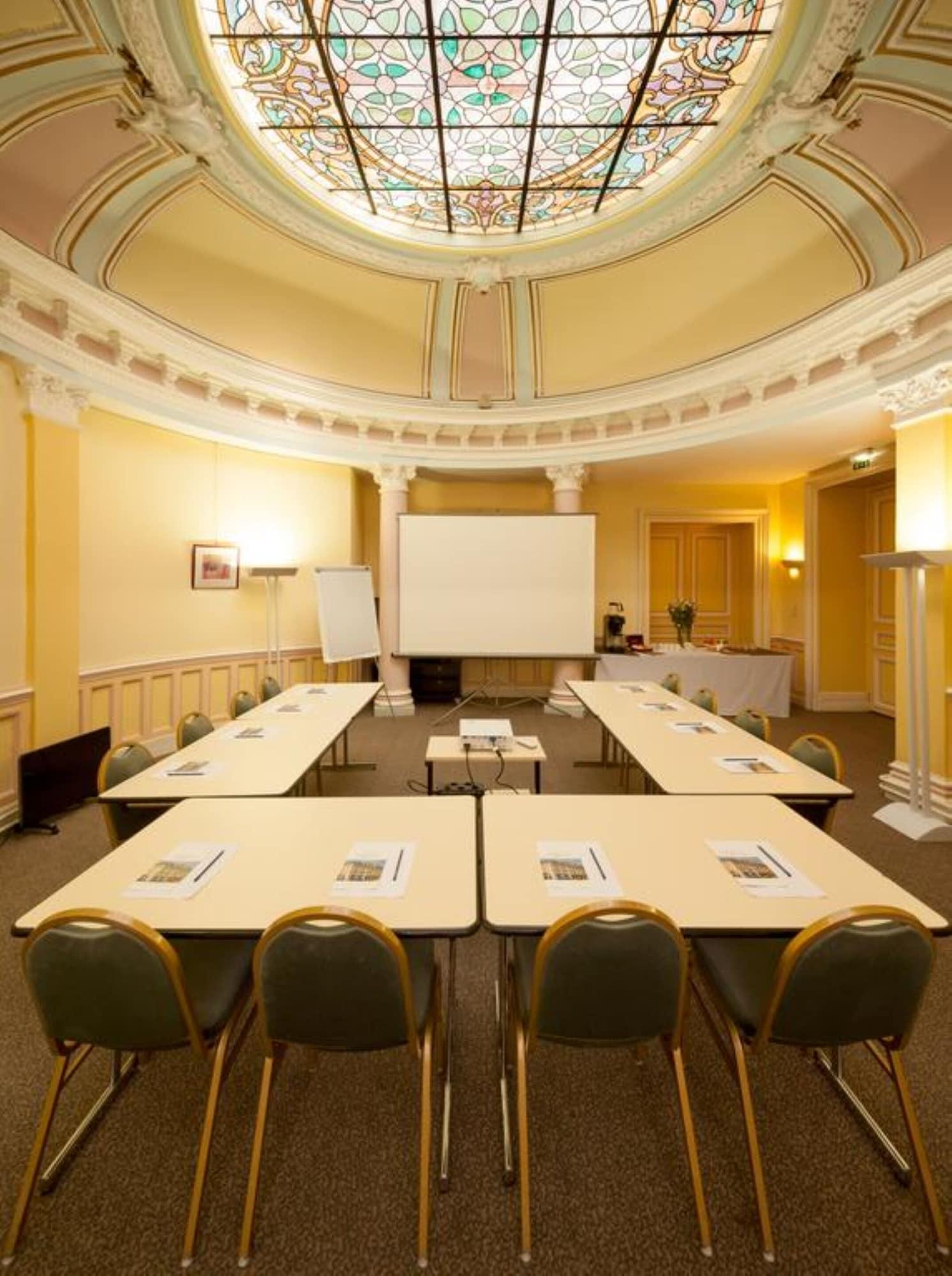 Grand Hôtel Du Tonneau D'Or 5