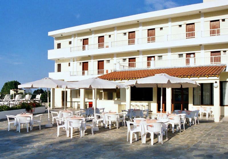 Prassino Nissi 2