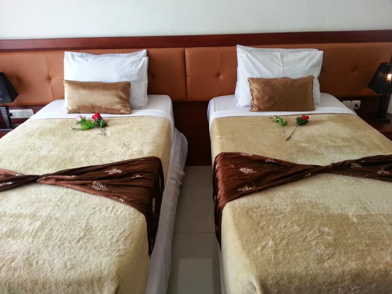 Grand Paradise Hotel Lembang 4