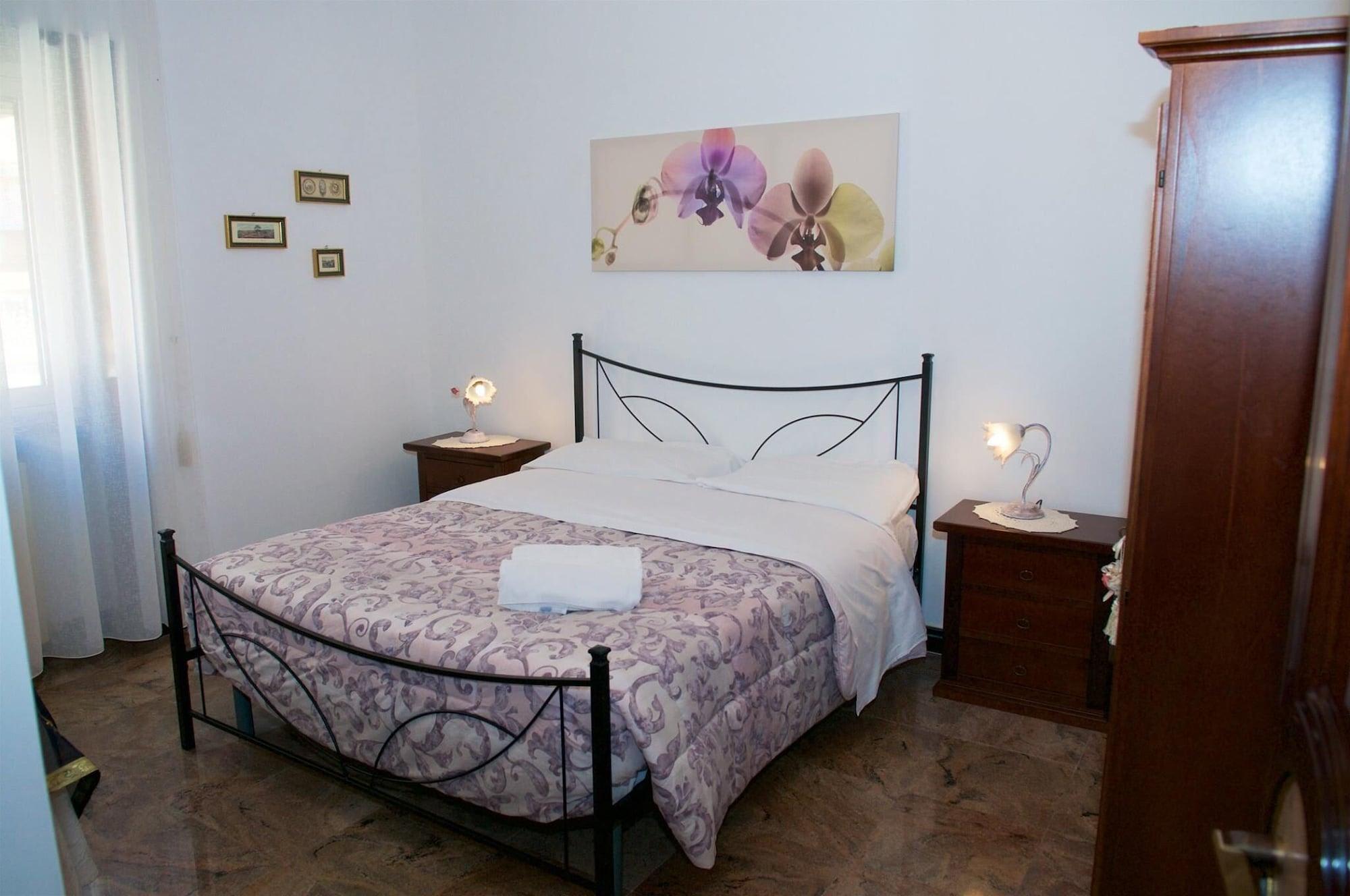 La Maison Royale downtown bed and italian breakfast 1
