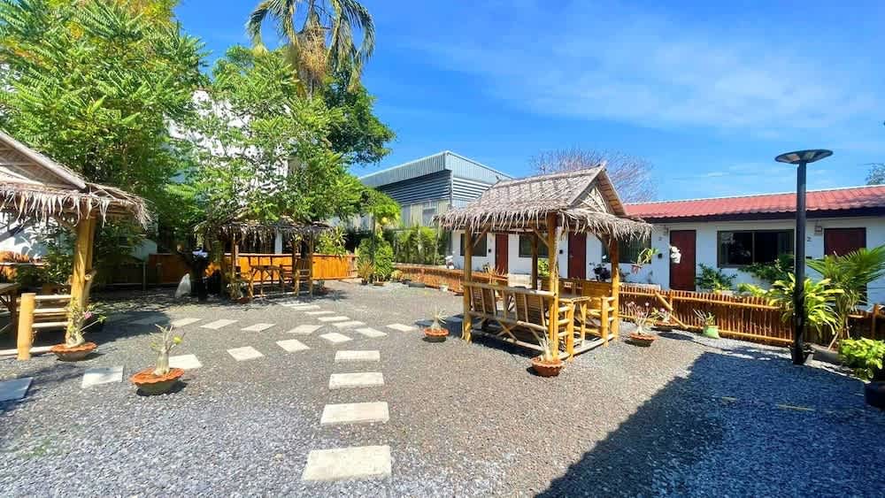 New Breakers Hotel Rawai 1