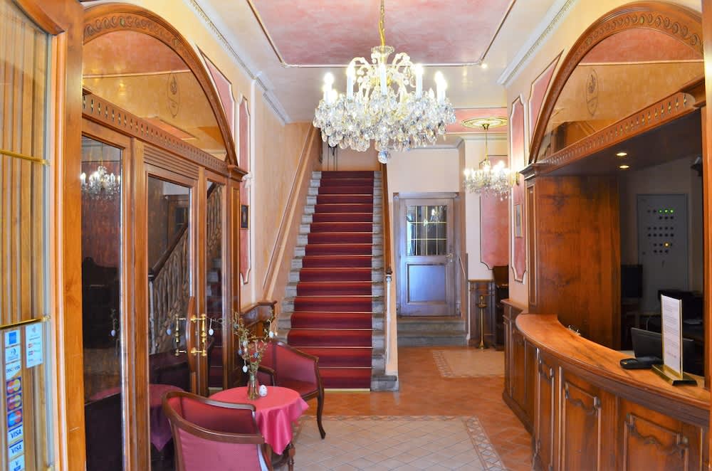 Hotel Renesance Krasna Kralovna 2