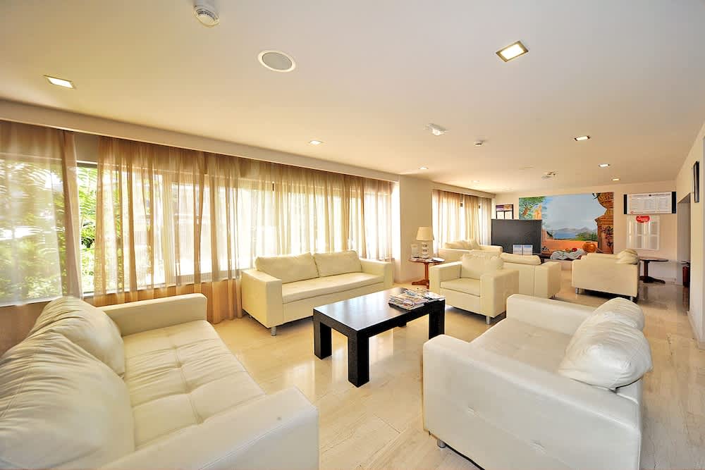 Saint Constantine Hotel 4