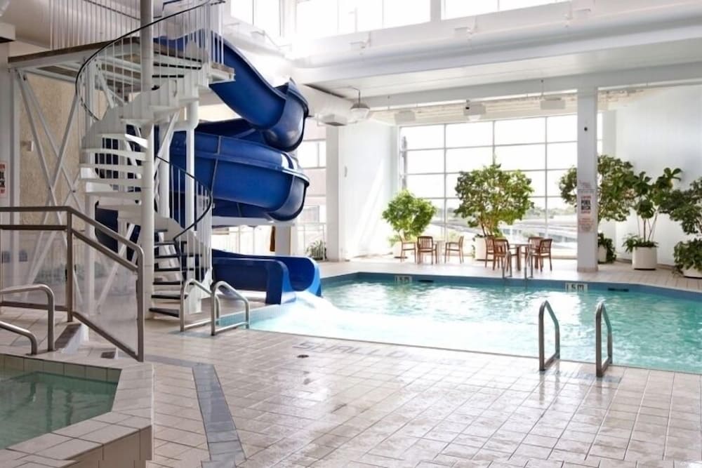 Viscount Gort Hotel, Banquet & Conference Centre 1