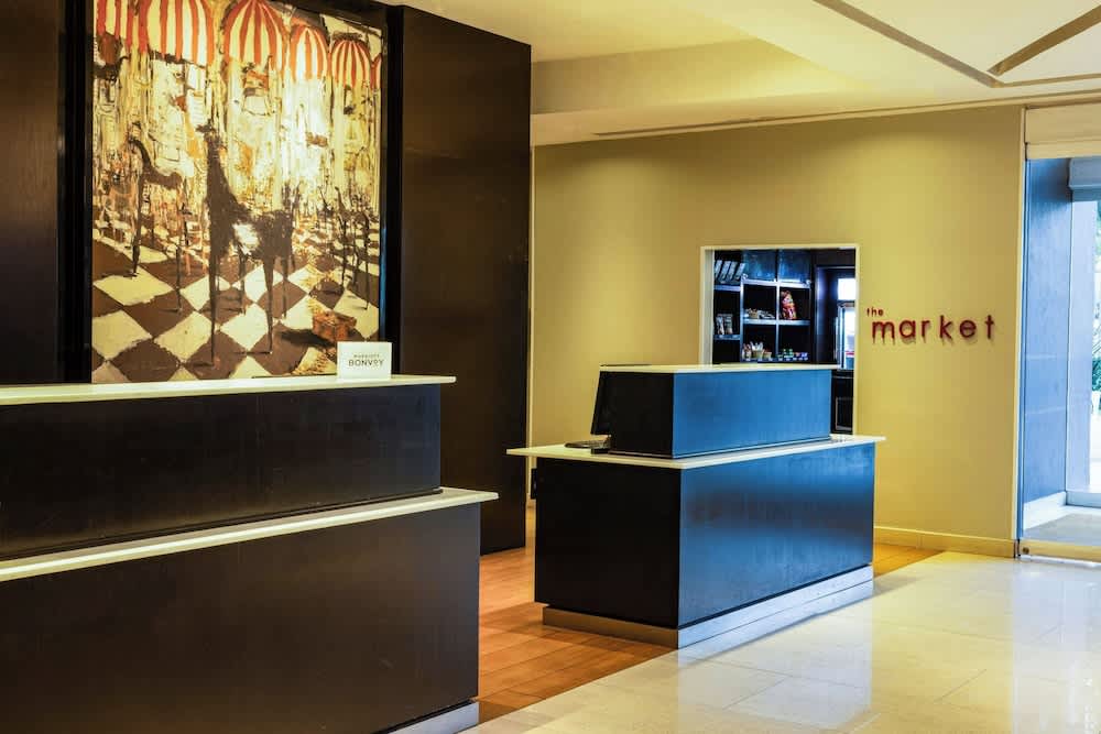 Courtyard Toluca Tollocan 3