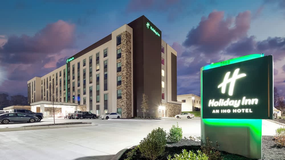 Holiday Inn NASHVILLE AIRPORT by IHG 1