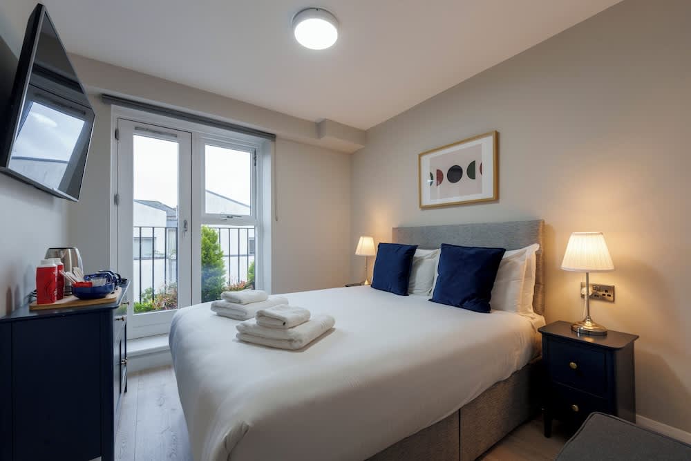 The Temple Bar Lane 1