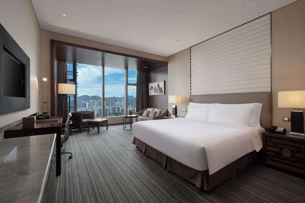 Radisson Blu Plaza Chongqing - Free 2 bottle of local beer per room During Stay 1