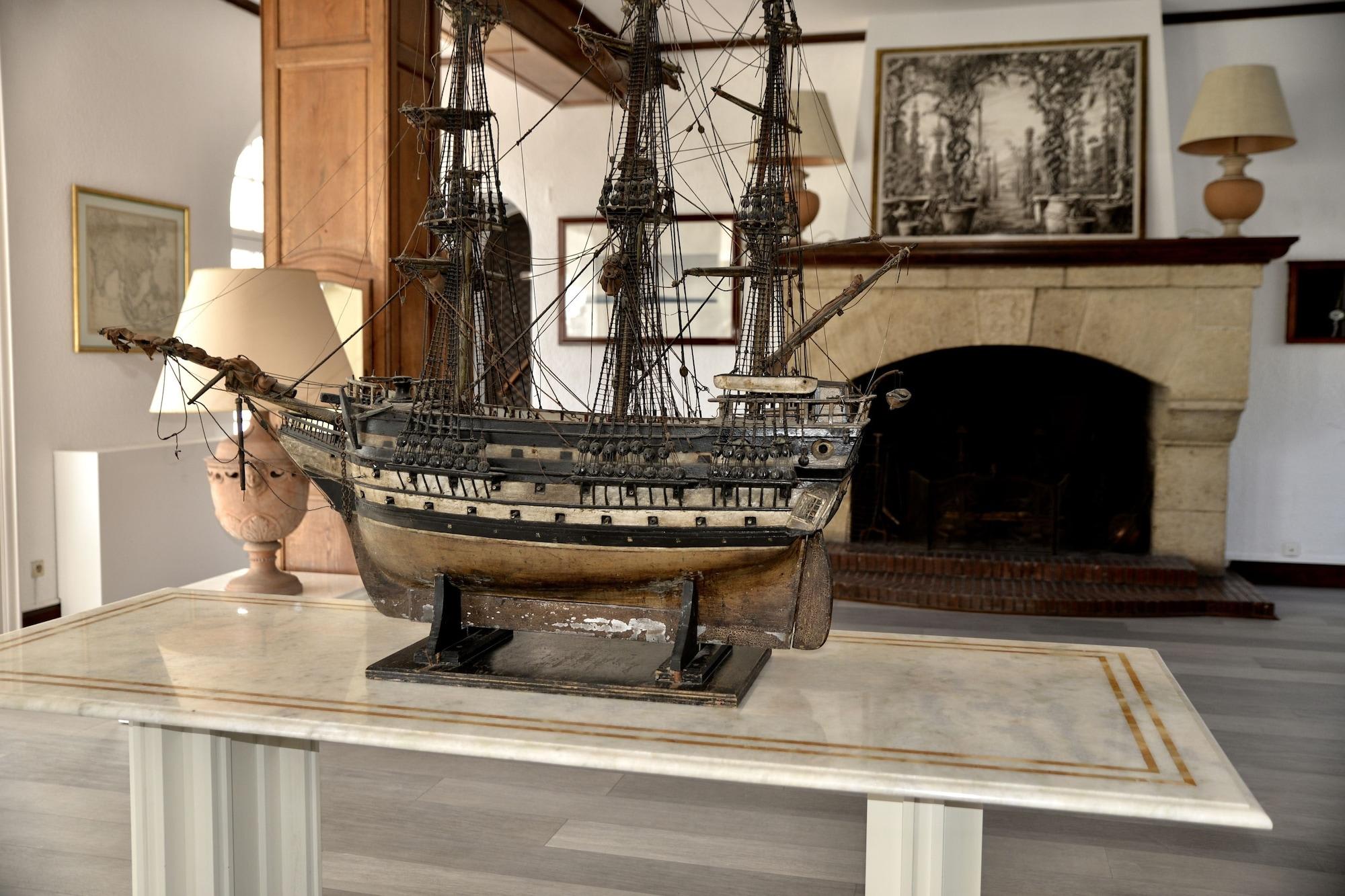 Auberge De La Calanque 2