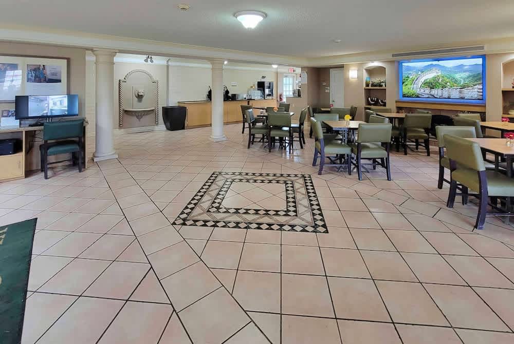 La Quinta Inn by Wyndham Amarillo West Medical Center 4