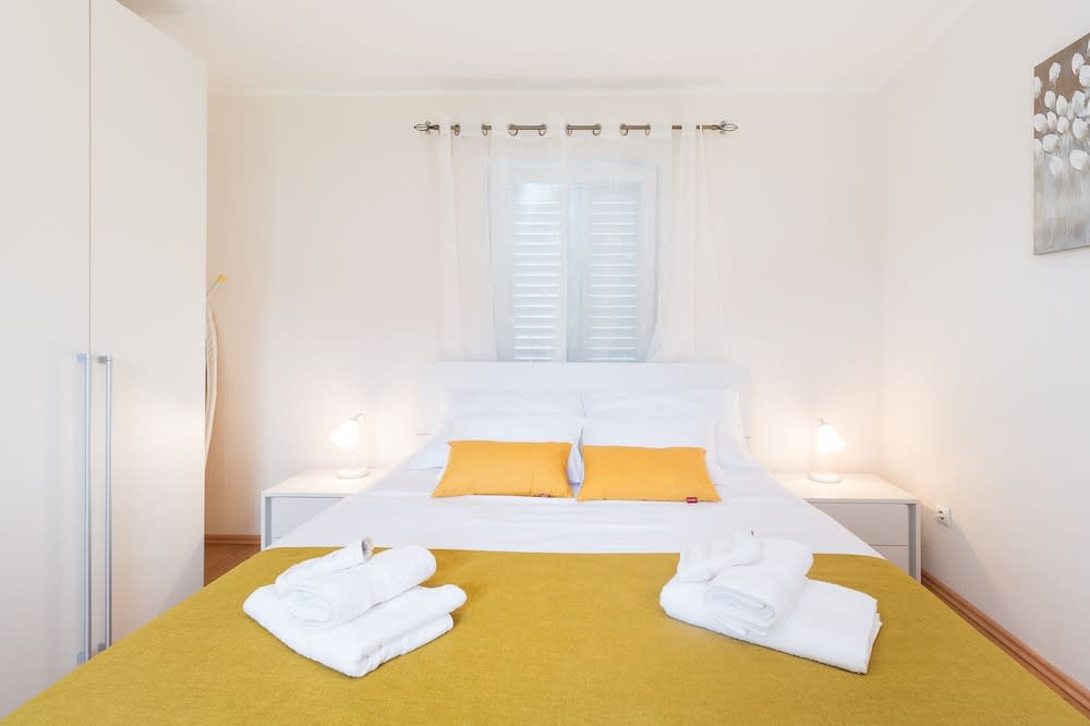 Apartments Lotea 2