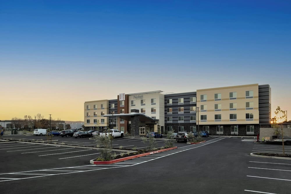 Fairfield Inn & Suites Livermore 1