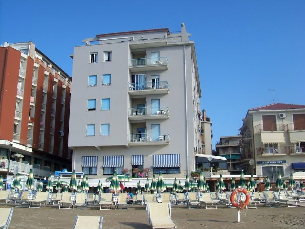Hotel Maremola 1