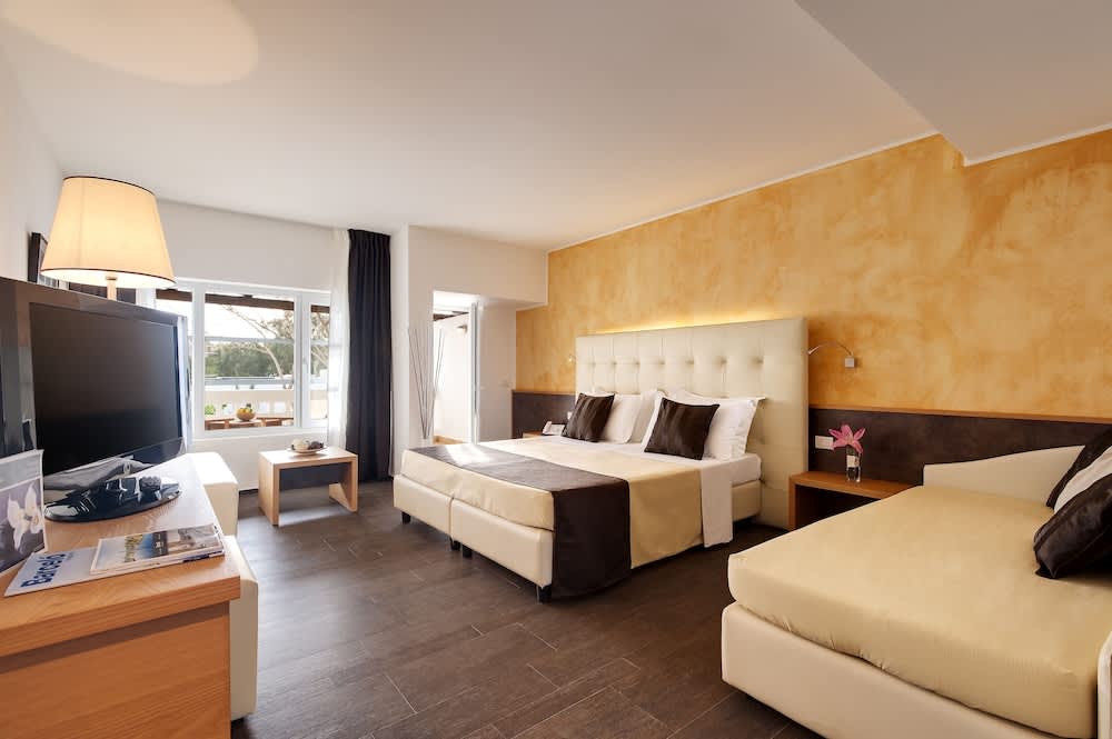 Hydra Beach Resort 5