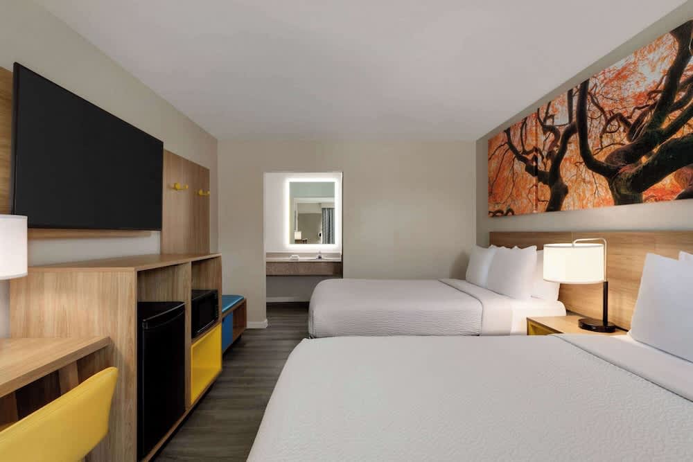 Baymont by Wyndham Emporia VA 1