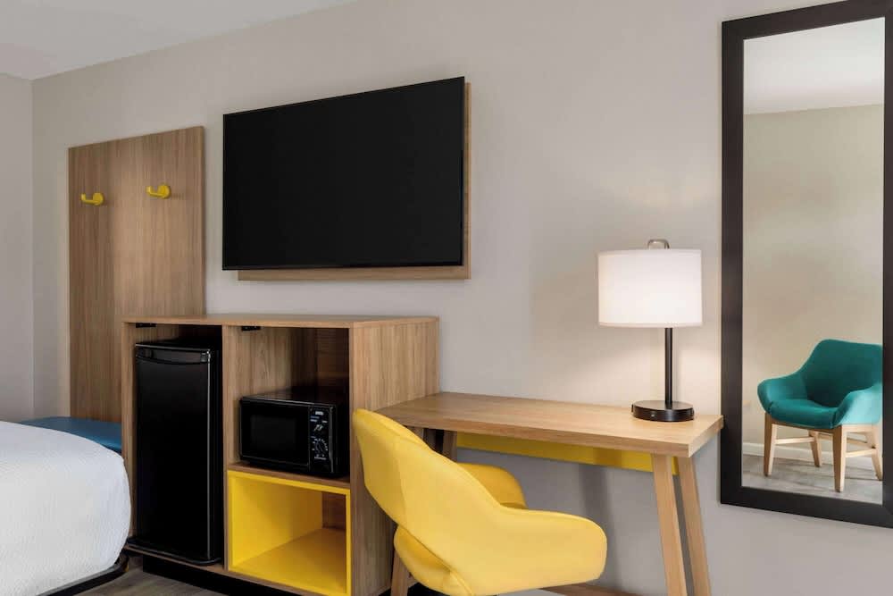 Baymont by Wyndham Emporia VA 5