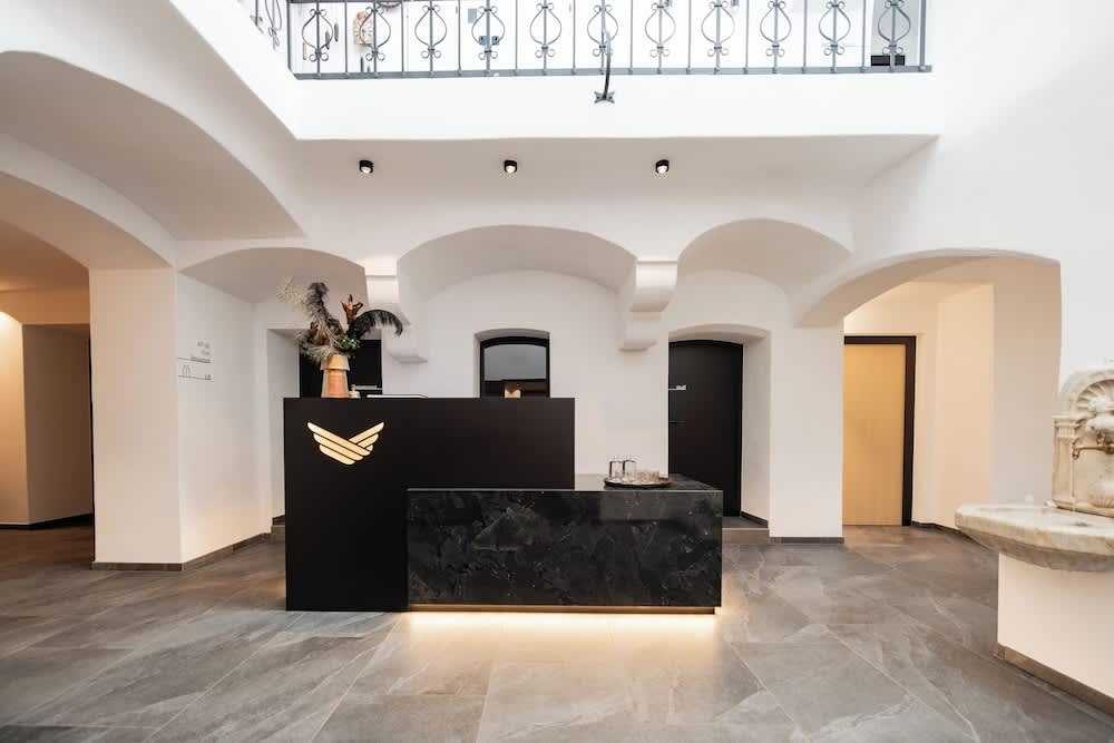 Schwarzer Adler - Concept Living 3