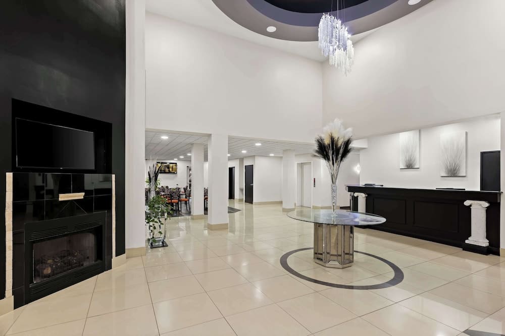 Sonesta Essential Savannah 3